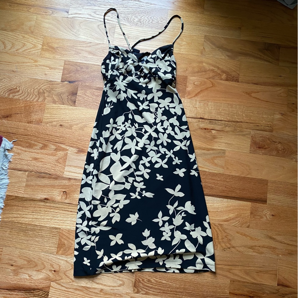Vintage BCBGMaxAzria Floral Summer Dress Midi Dress Crisscross Back
